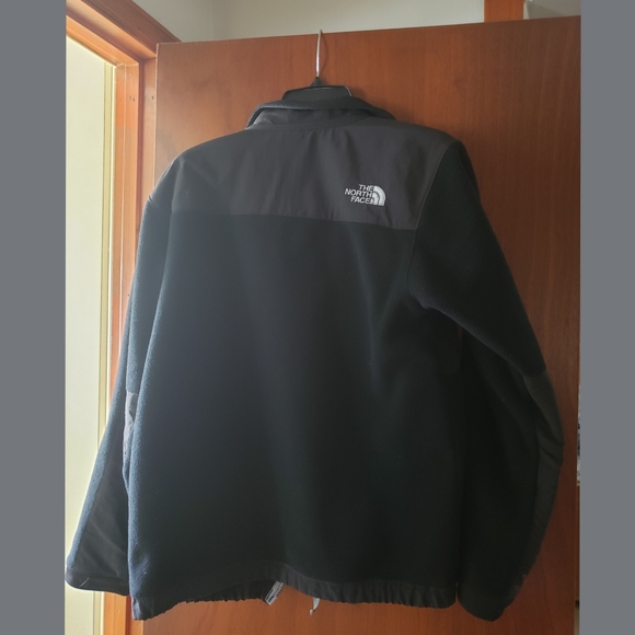 Boys North Face Coat - Picture 2 of 2